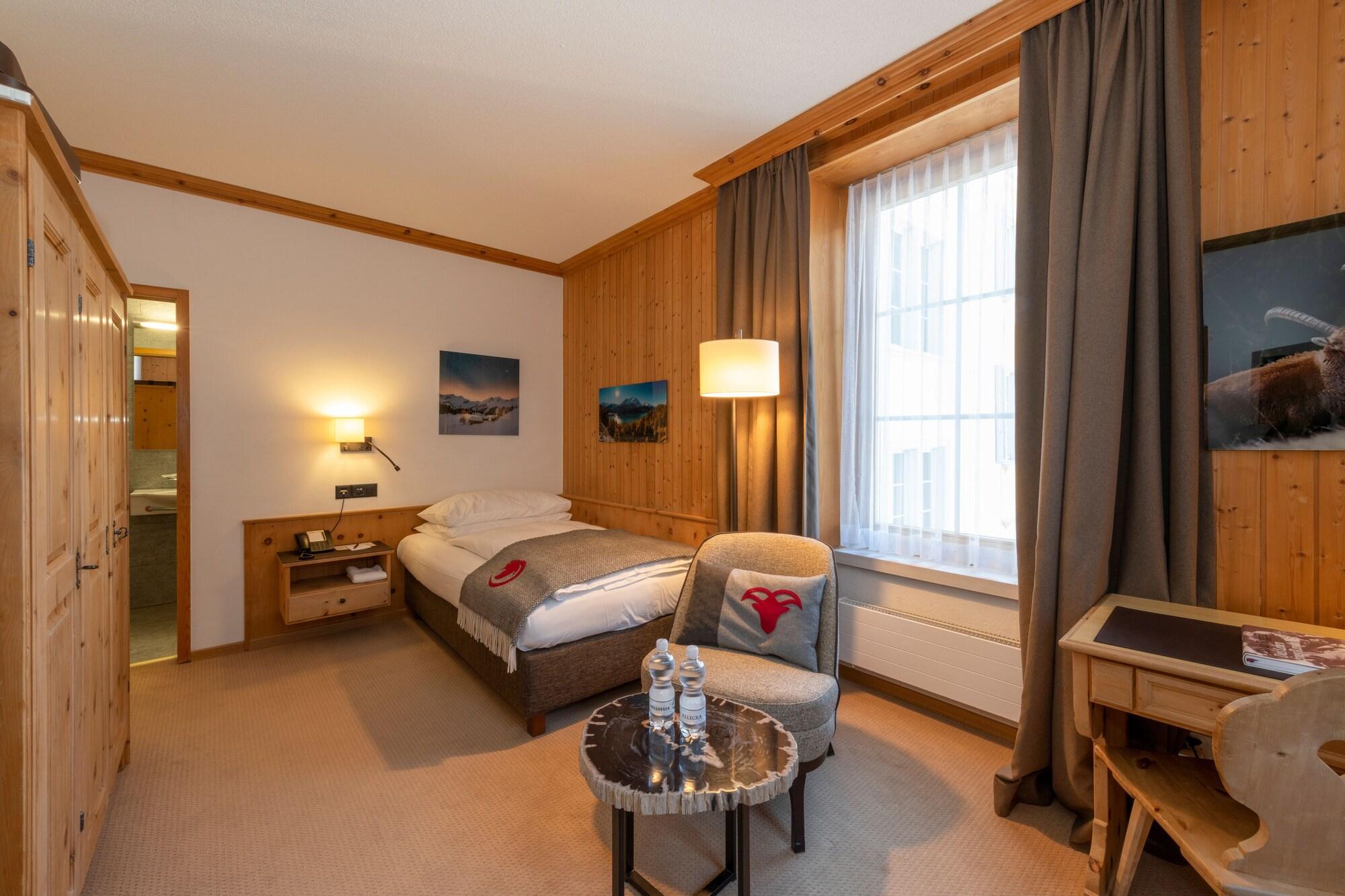 Edelweiss Swiss Quality Hotel Зильс-Мария Экстерьер фото