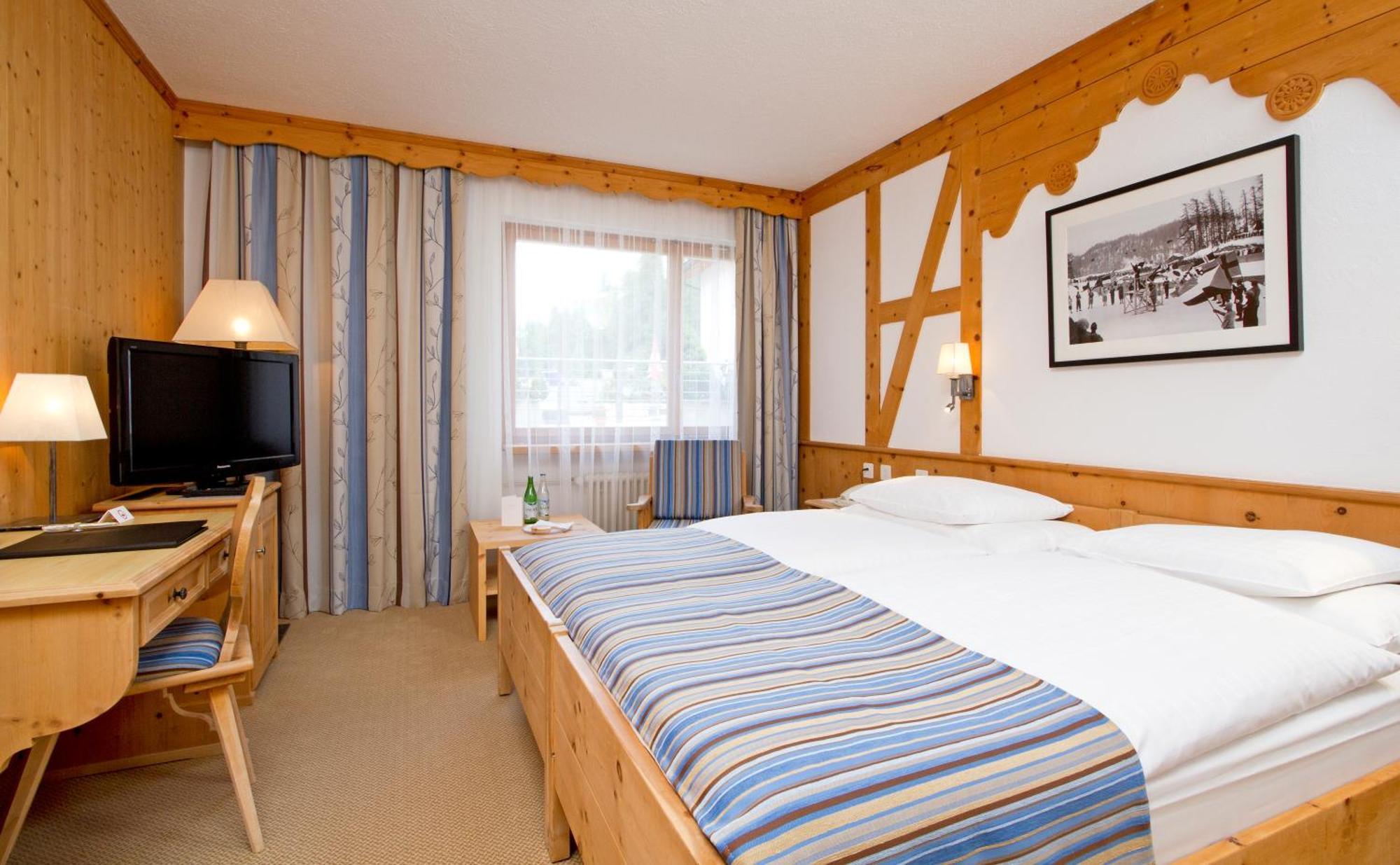 Edelweiss Swiss Quality Hotel Зильс-Мария Номер фото